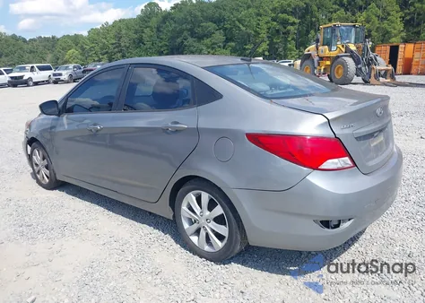 2015 Hyundai Accent Gls z USA, uszkodzony, nr VIN KMHCT4AE2FU905813